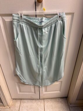 Columbia mint green skirt